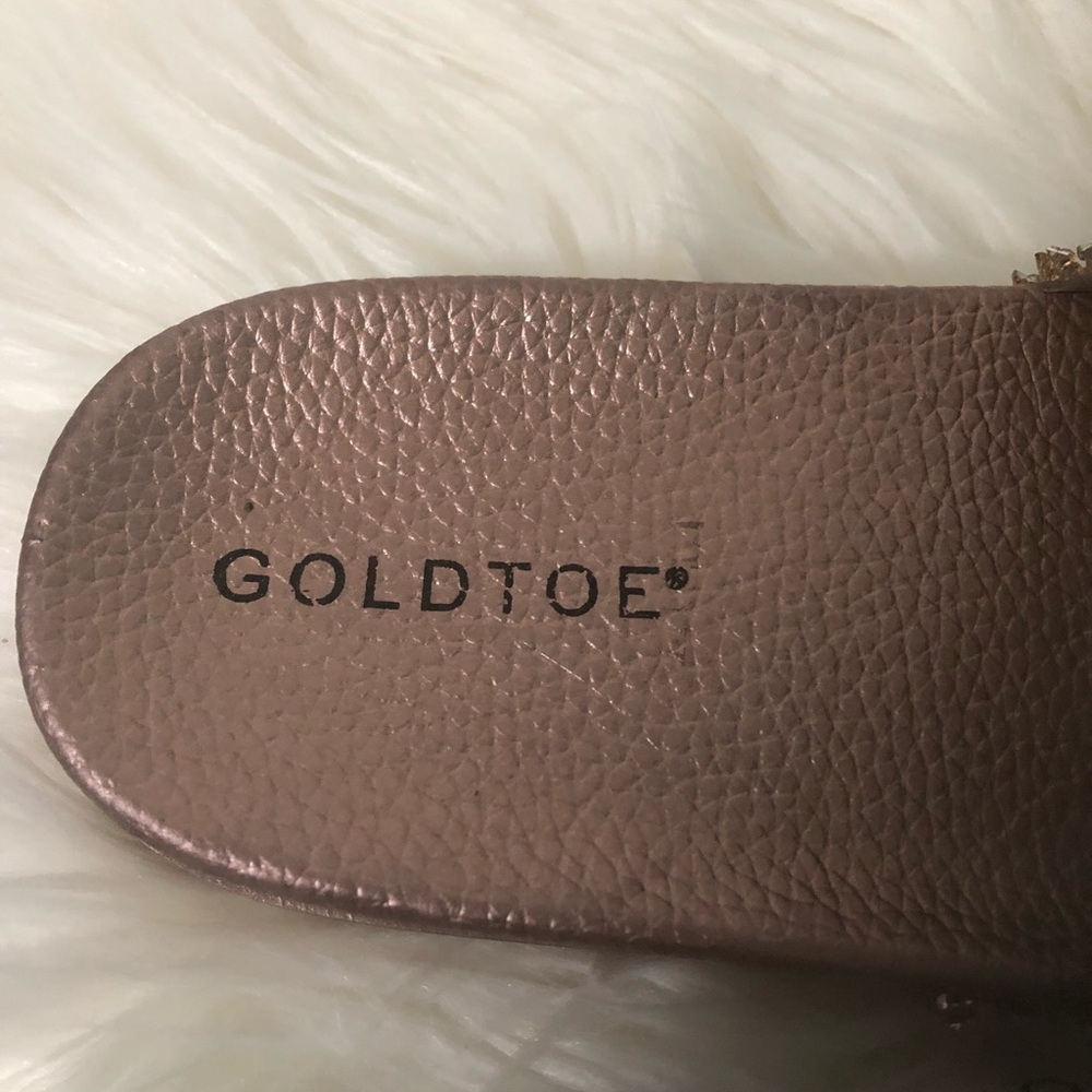 Goldtoe - Picture 5 of 6